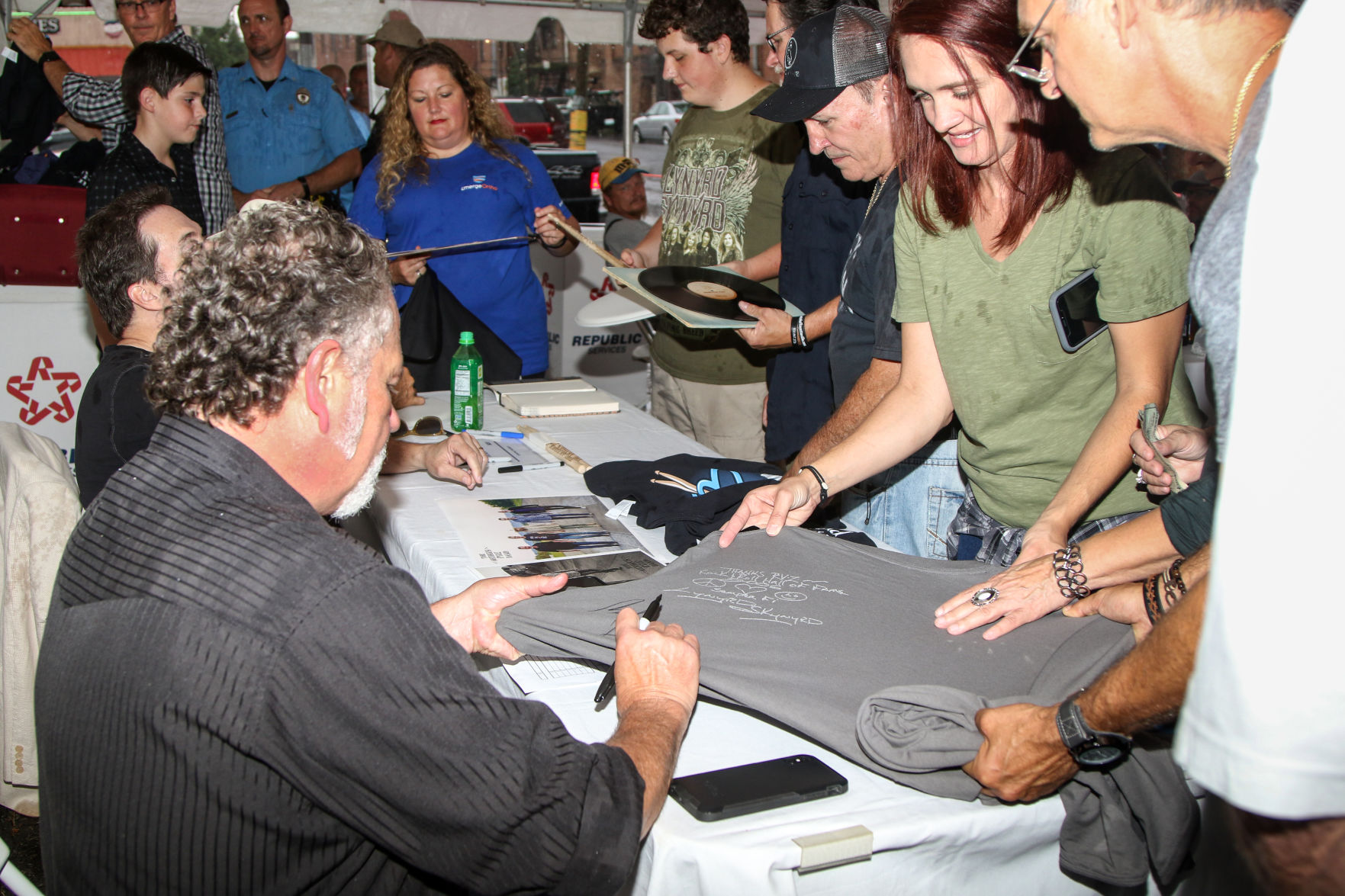 Artimus Pyle Band meet & greet @ Myras Valdese 8_2_19-6588.JPG